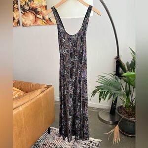 Aritzia Wilfred Flowy Midi Dress